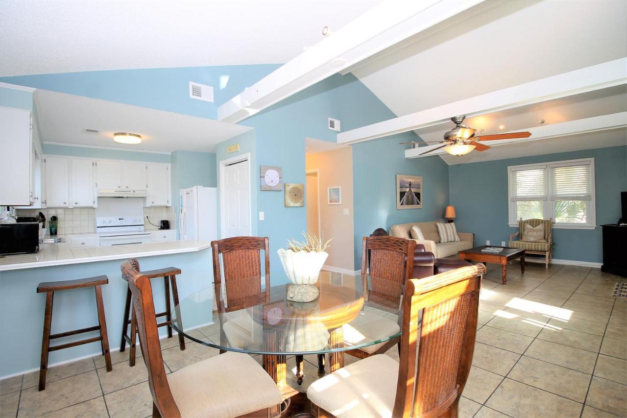 Salty Shack Unit C - Salty Shack - Dog Friendly Home - Across From The Beach - Central Location! Folly Beach Eksteriør bilde
