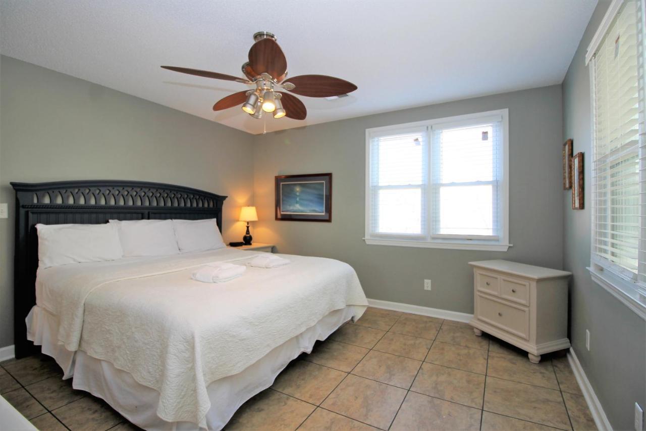Salty Shack Unit C - Salty Shack - Dog Friendly Home - Across From The Beach - Central Location! Folly Beach Eksteriør bilde